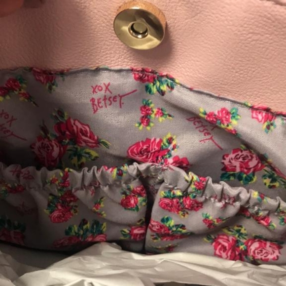 Betsty Johnson - Picture 7 of 8